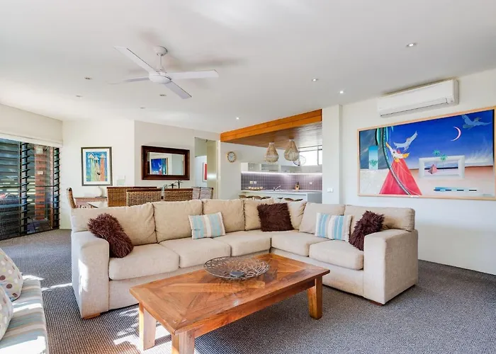 Nautilus Beachfront Villas & Spa