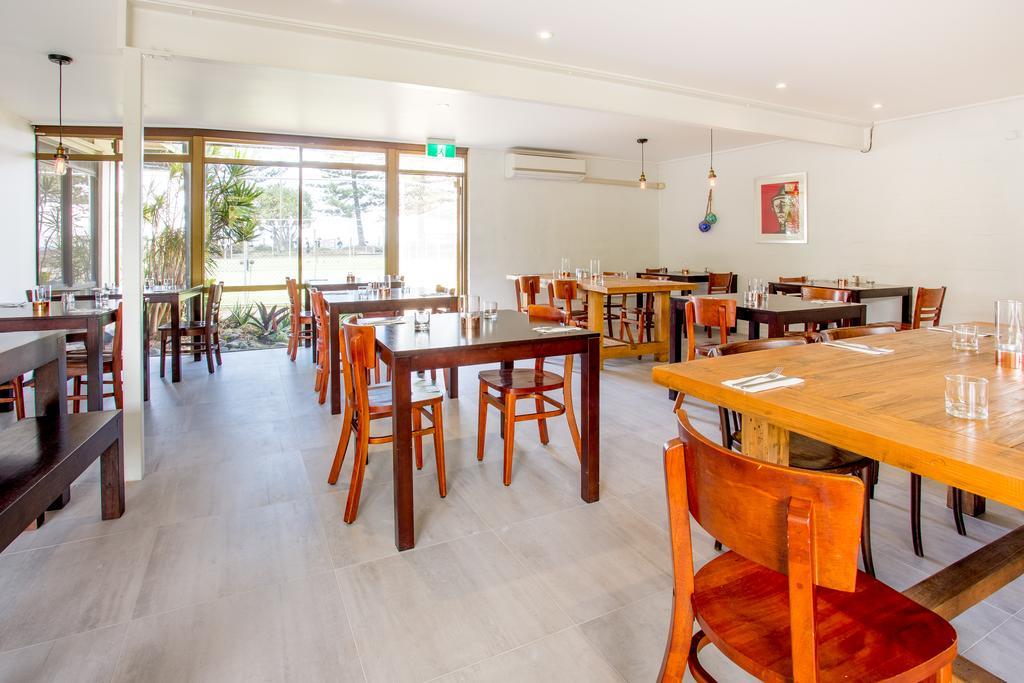 Aparthotel Nautilus Beachfront & 3*