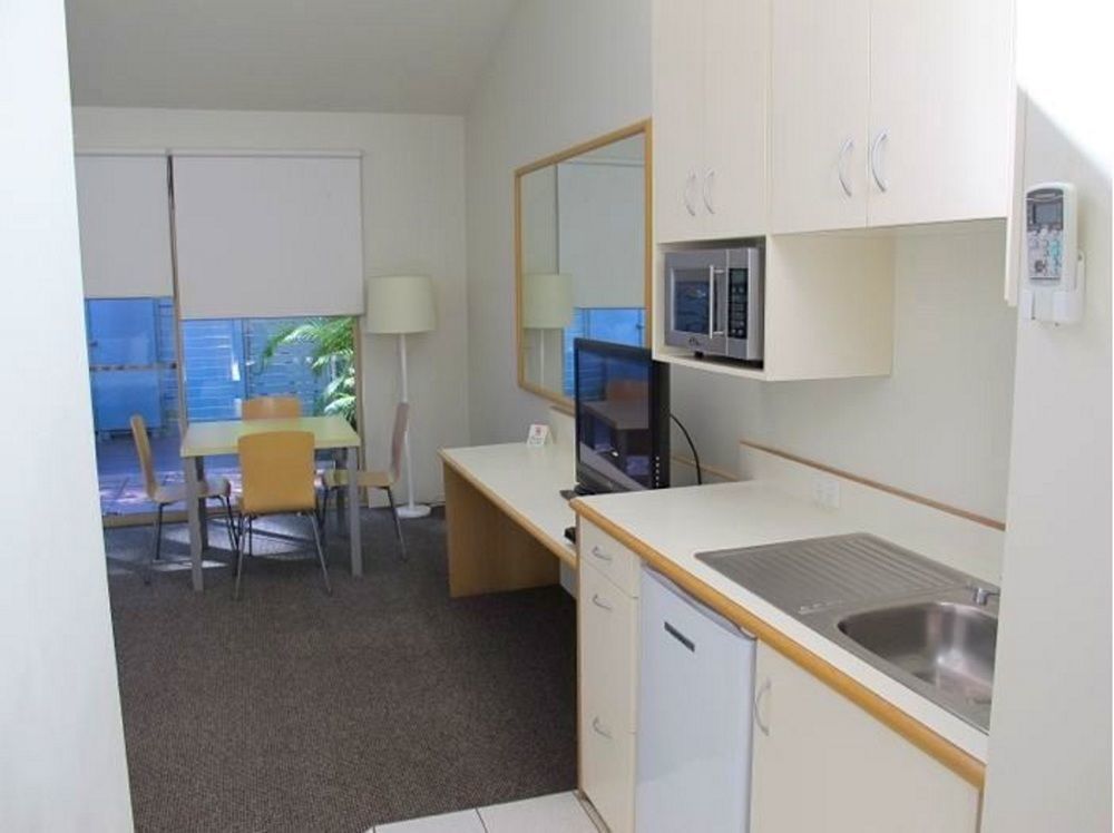 Aparthotel Nautilus Beachfront & 3*